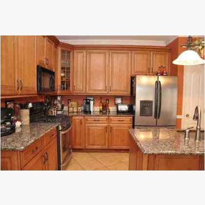 This is Kitchen Design. Code is HPD357. Product of kitchen - AL Habib Panel Doors kitchen Design, Laminated Kitchen Cabinets, UV boards kicthen cabinets, Solid wood kitchen cabinets design -  Al Habib