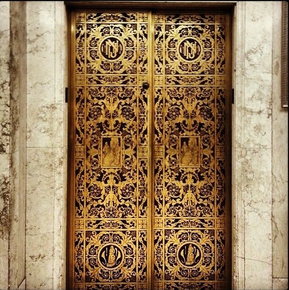 Beautiful Antique Double Door Design