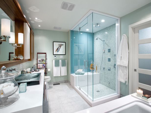 White Shower Room Decor